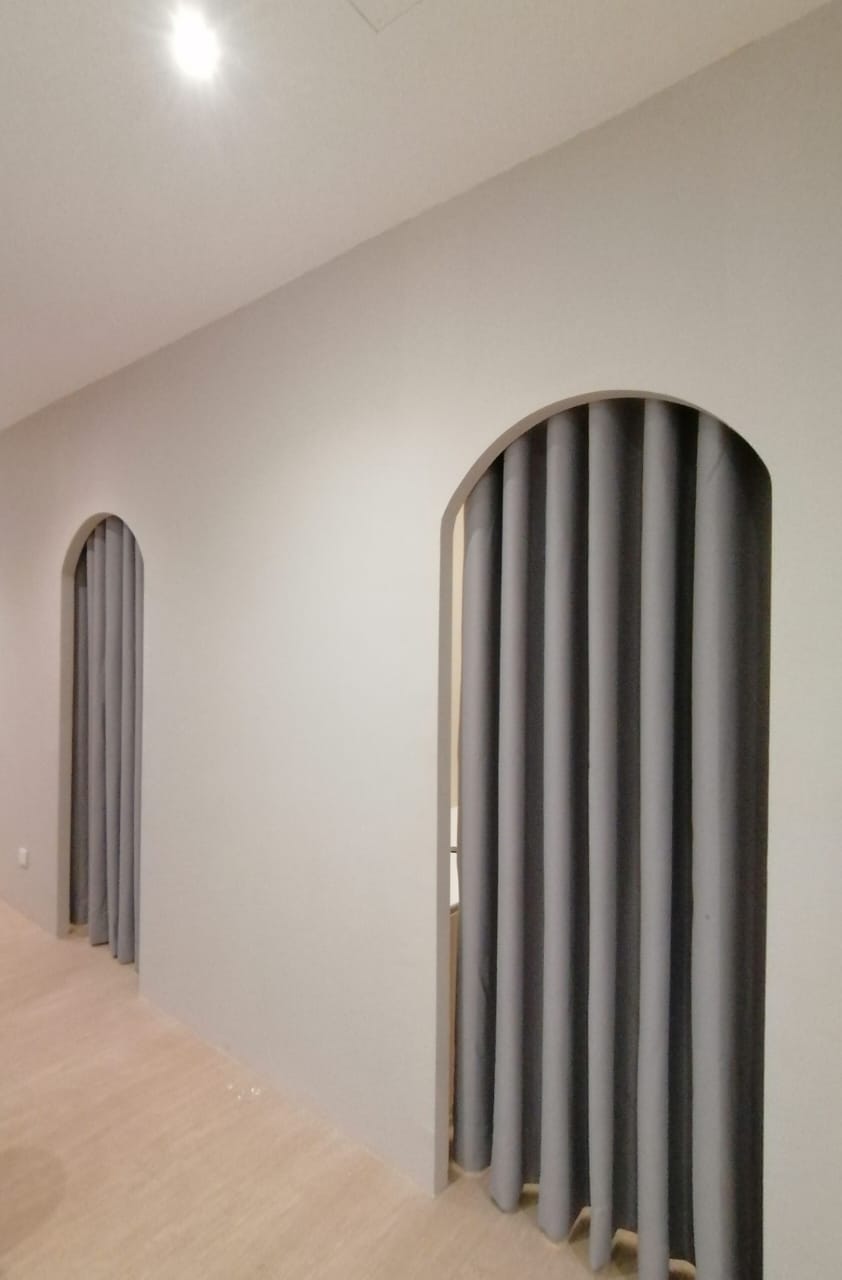 DOOR CURTAIN
